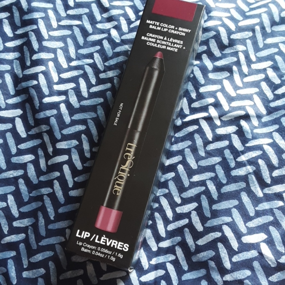 Matte color+shiny balm lip crayon